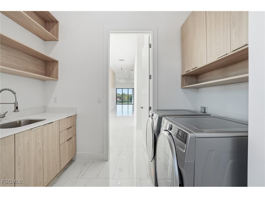 2532 Caloosa Shores Dr Labelle FL 33935 2025023624 image36