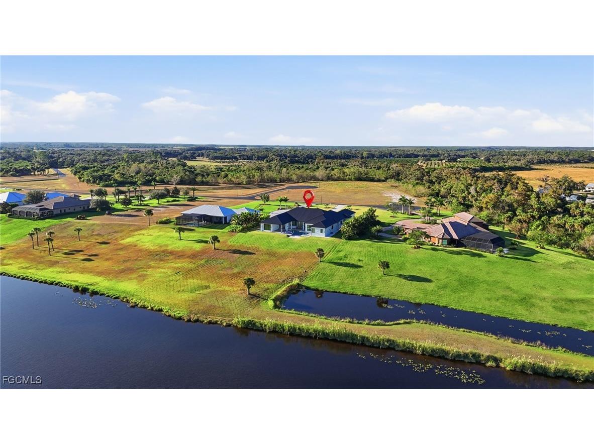 2532 Caloosa Shores Dr Labelle FL 33935 2025023624 image49