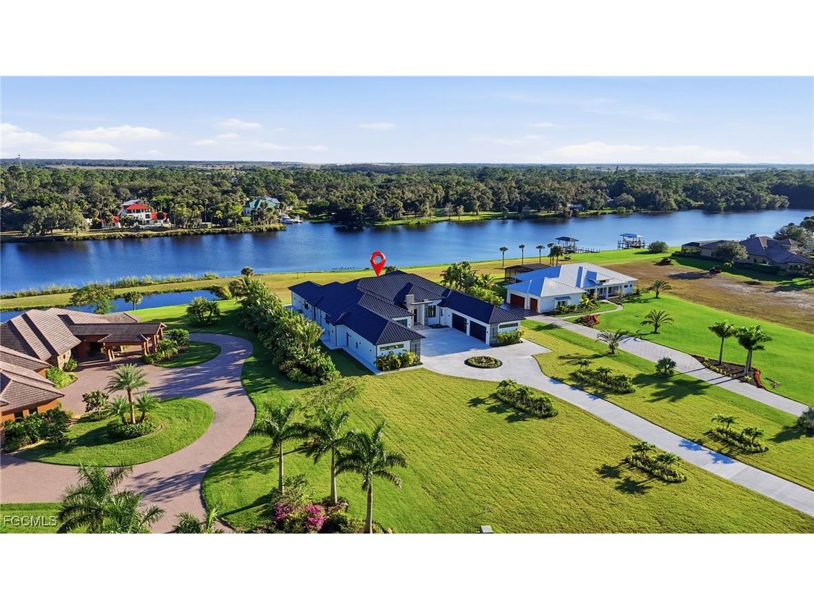 2532 Caloosa Shores Dr Labelle FL 33935 2025023624 image5