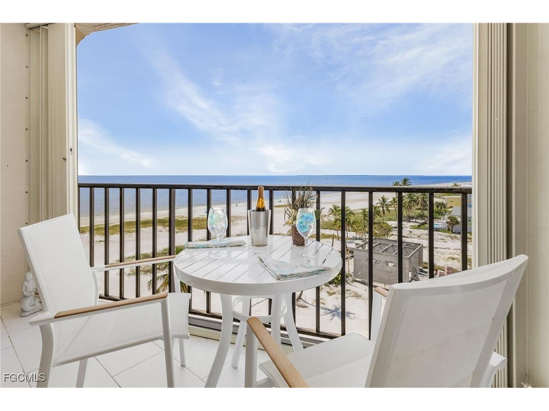 2532 Estero Boulevard #607 Fort Myers Beach FL 33931 2025011482 image2