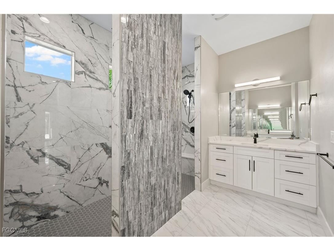 2532 SW 26th Place Cape Coral FL 33914 2025011399 image11