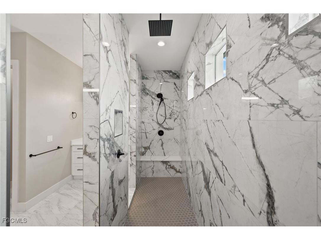 2532 SW 26th Place Cape Coral FL 33914 2025011399 image12