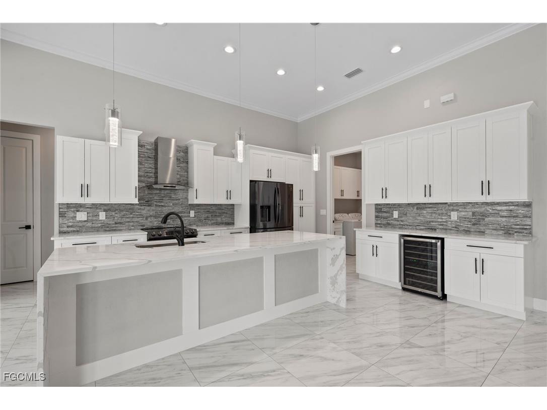 2532 SW 26th Place Cape Coral FL 33914 2025011399 image2