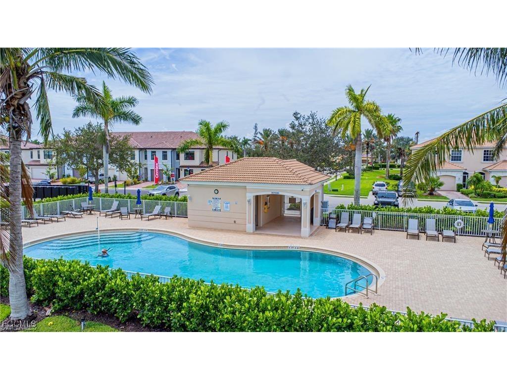 2533 Deerfield Lake Court Cape Coral FL 33909 2025018681 image3