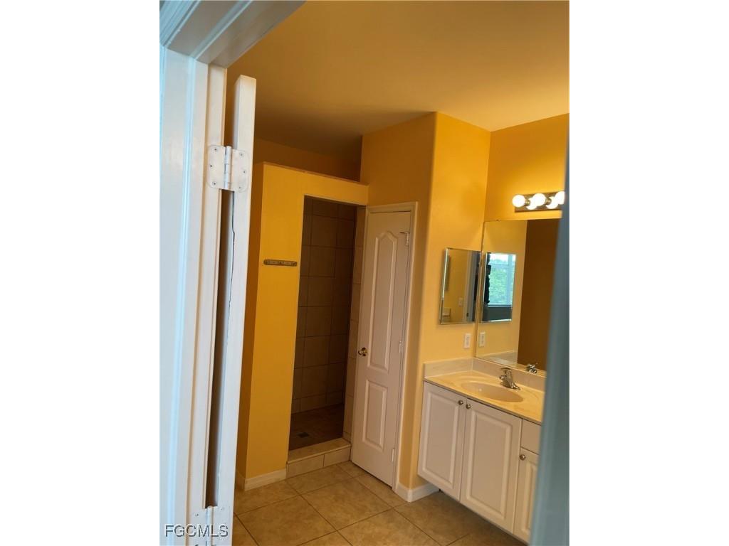 2533 Deerfield Lake Court Cape Coral FL 33909 2025018681 image43