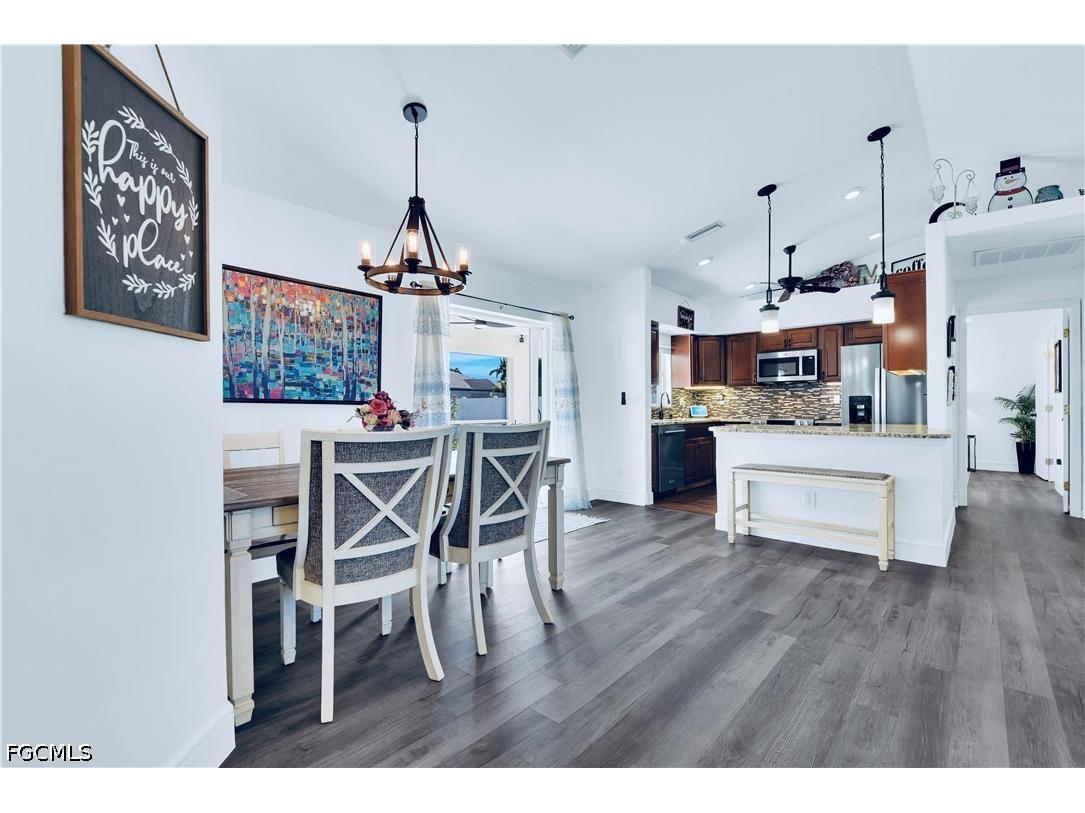 2533 SW 26th Avenue Cape Coral FL 33914 2026018720 image4