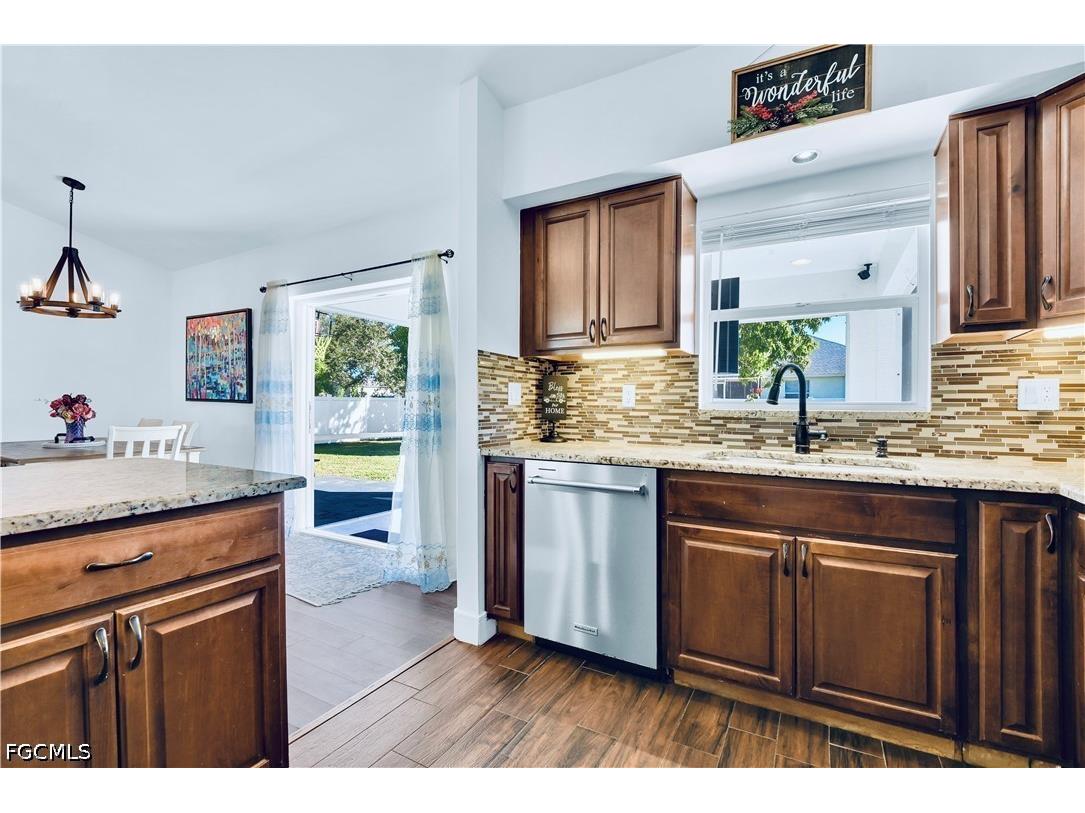 2533 SW 26th Avenue Cape Coral FL 33914 2026018720 image6