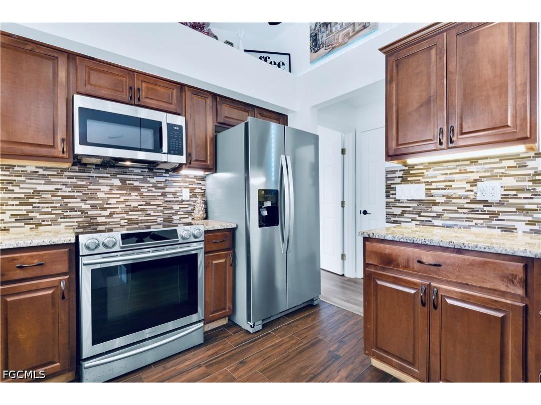 2533 SW 26th Avenue Cape Coral FL 33914 2026018720 image7