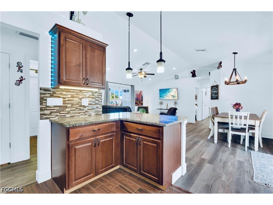 2533 SW 26th Avenue Cape Coral FL 33914 2026018720 image8