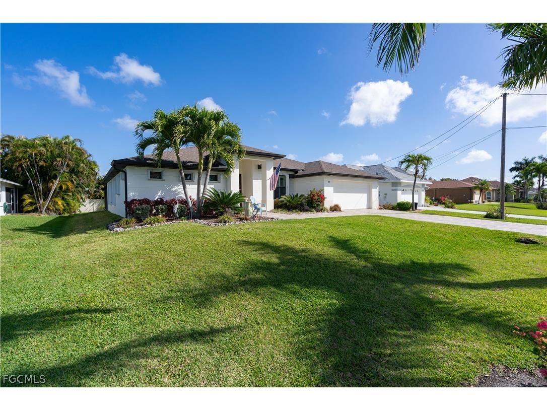 2533 SW 38th Terrace Cape Coral FL 33914 2026011787 image3