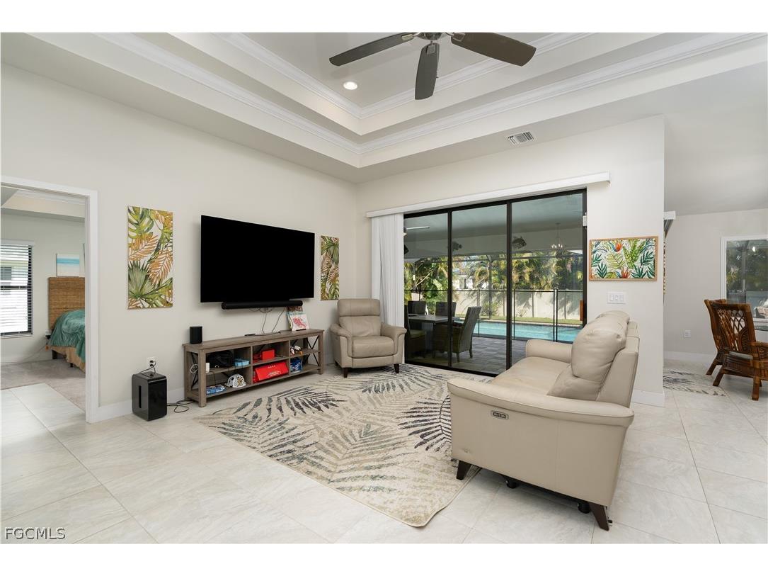 2533 SW 38th Terrace Cape Coral FL 33914 2026011787 image5