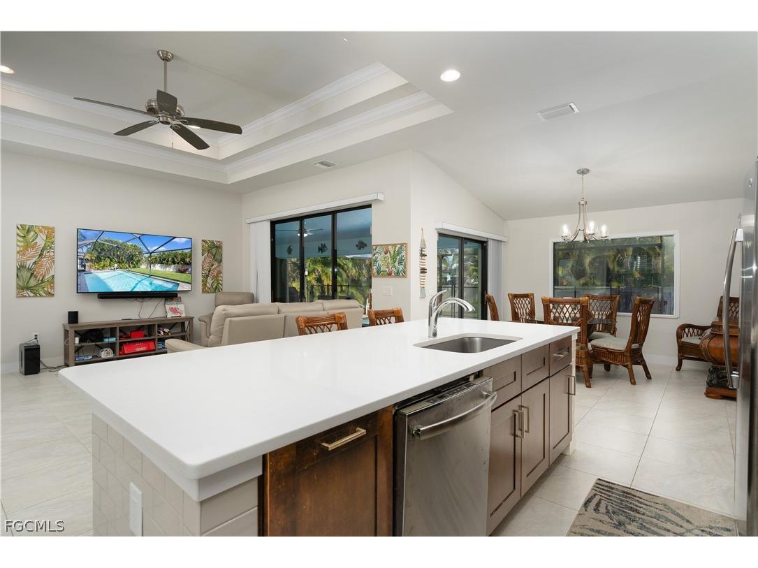 2533 SW 38th Terrace Cape Coral FL 33914 2026011787 image9