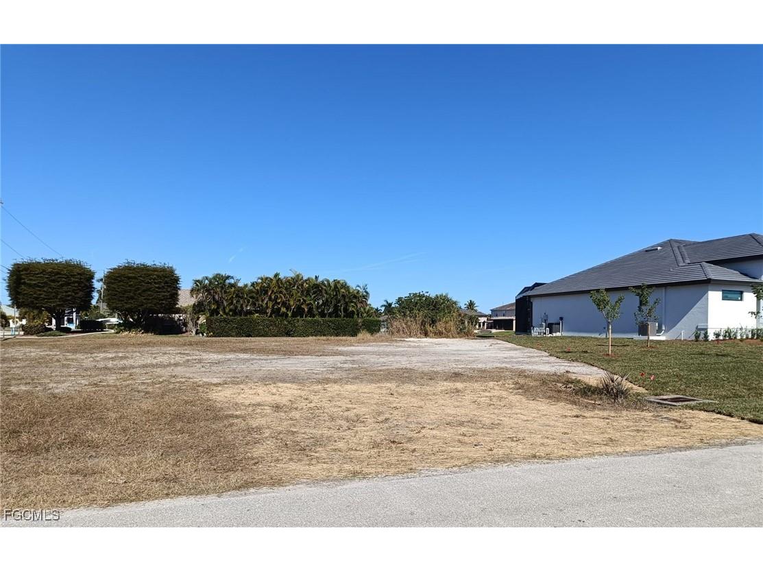 2533 SW 39th Terrace Cape Coral FL 33914 2026000718 image4