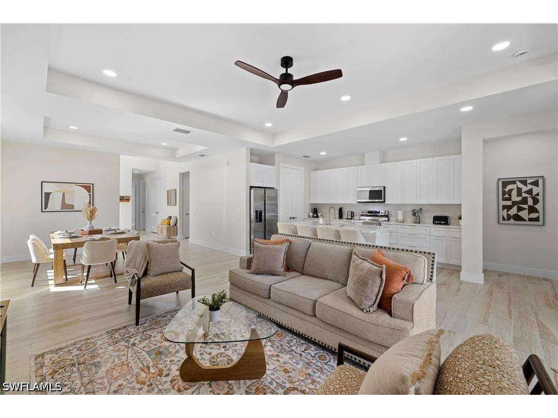 2533 Storter Avenue Naples FL 34112 226018131 image1