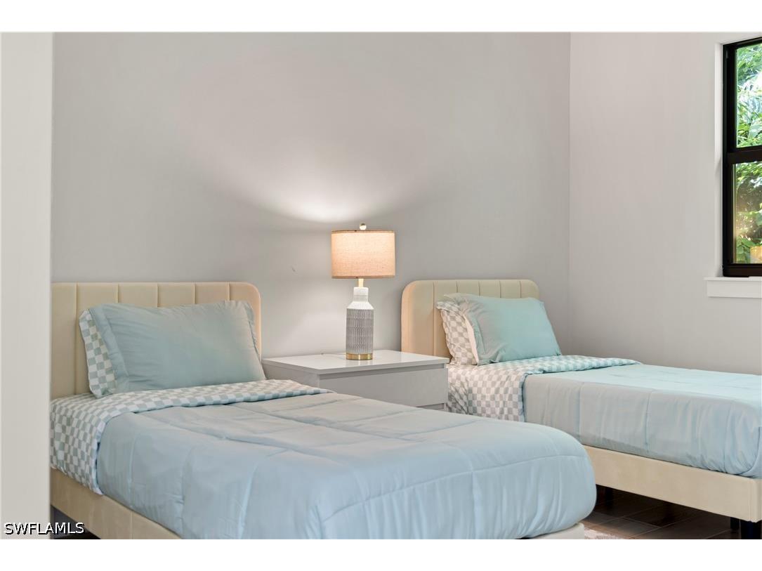 2533 Storter Avenue Naples FL 34112 226018131 image35