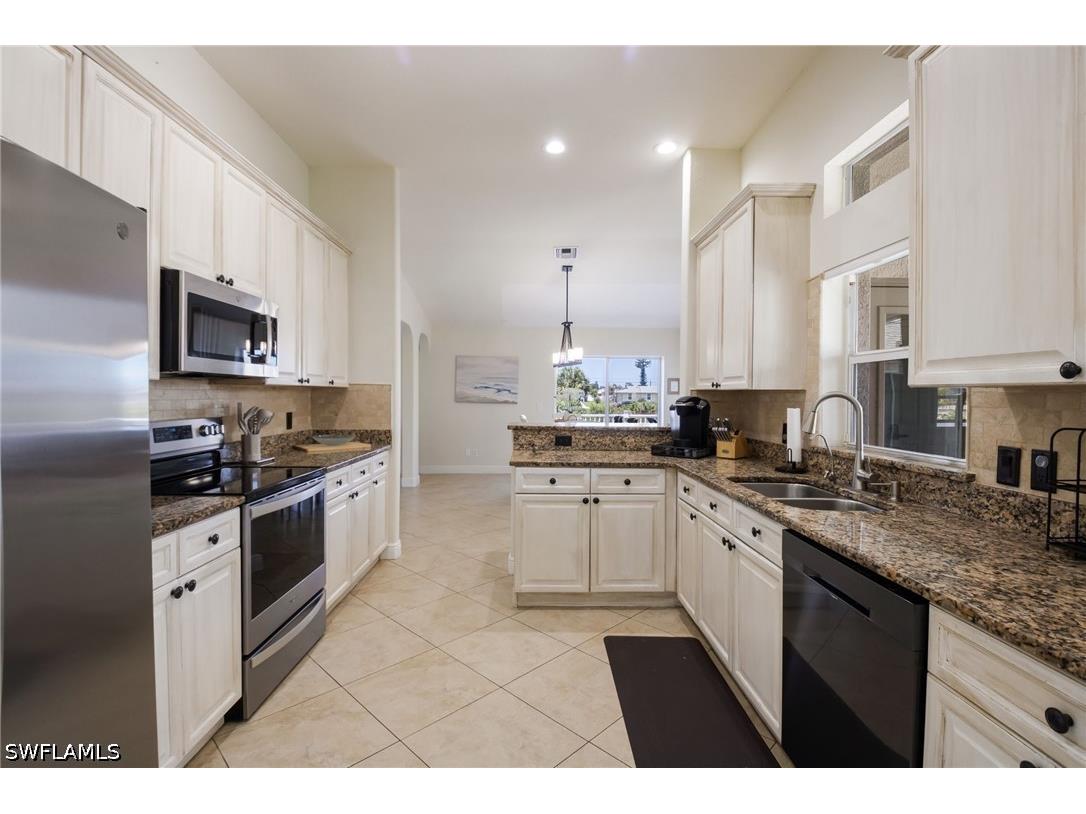 2534 NE 20th Court Cape Coral FL 33909 226017398 image13