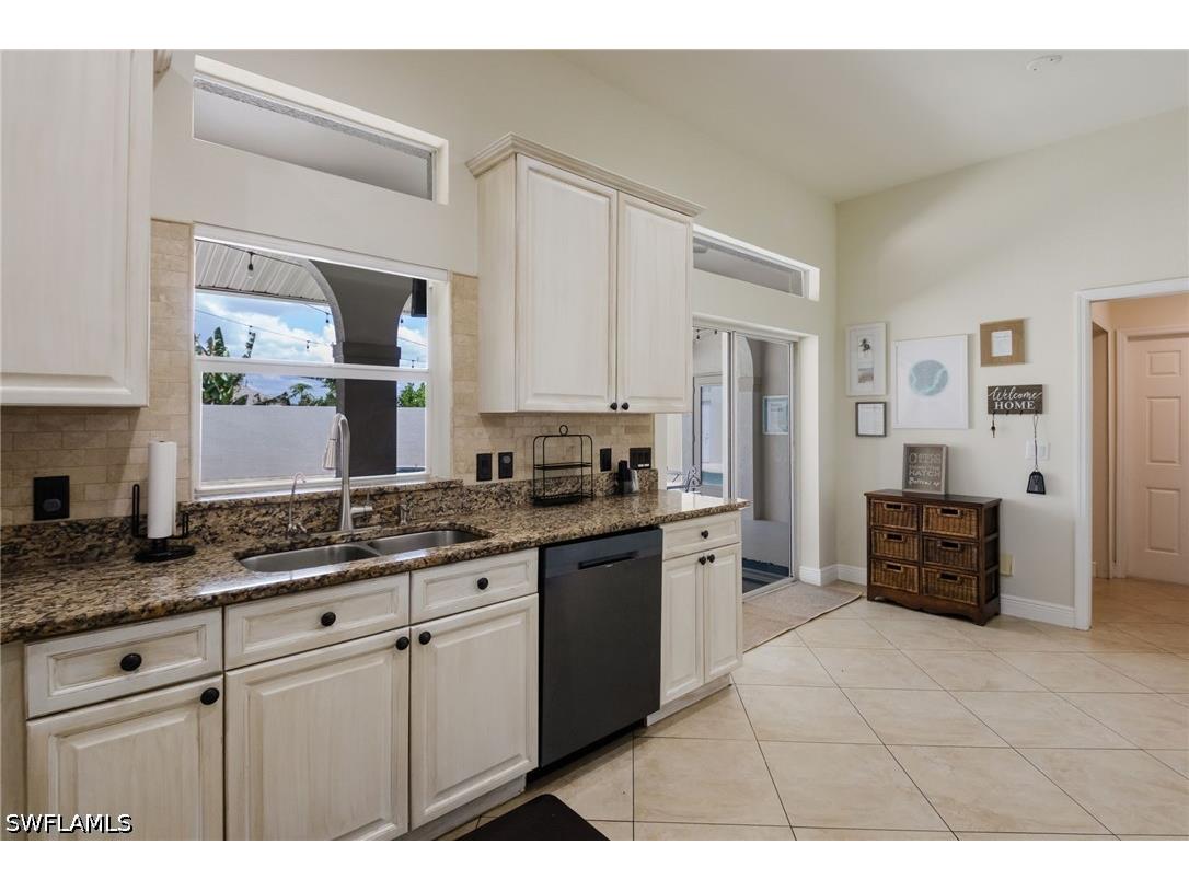 2534 NE 20th Court Cape Coral FL 33909 226017398 image18