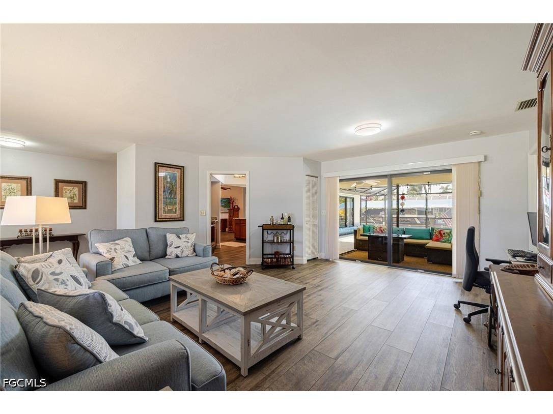 2534 SE 24th Place Cape Coral FL 33904 2026018014 image9