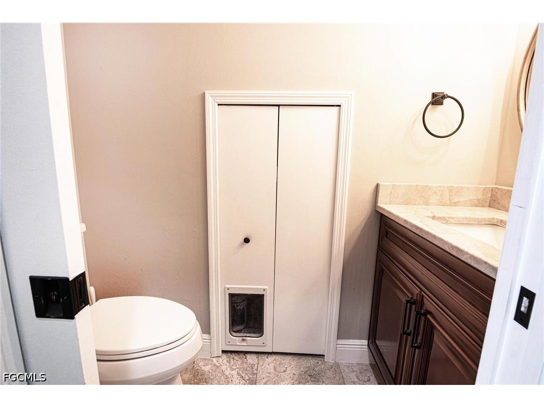 2534 Verdmont Court Cape Coral FL 33991 2026027533 image22