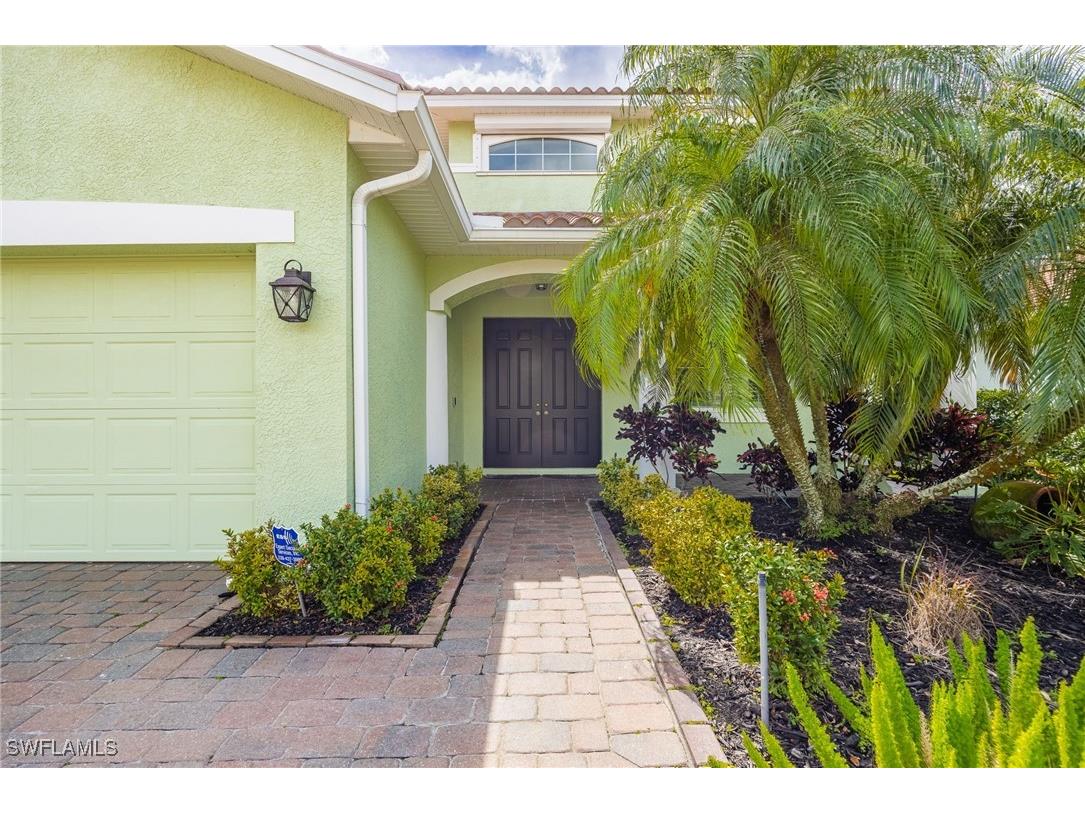 2534 Verdmont Court Cape Coral FL 33991 225016431 image2