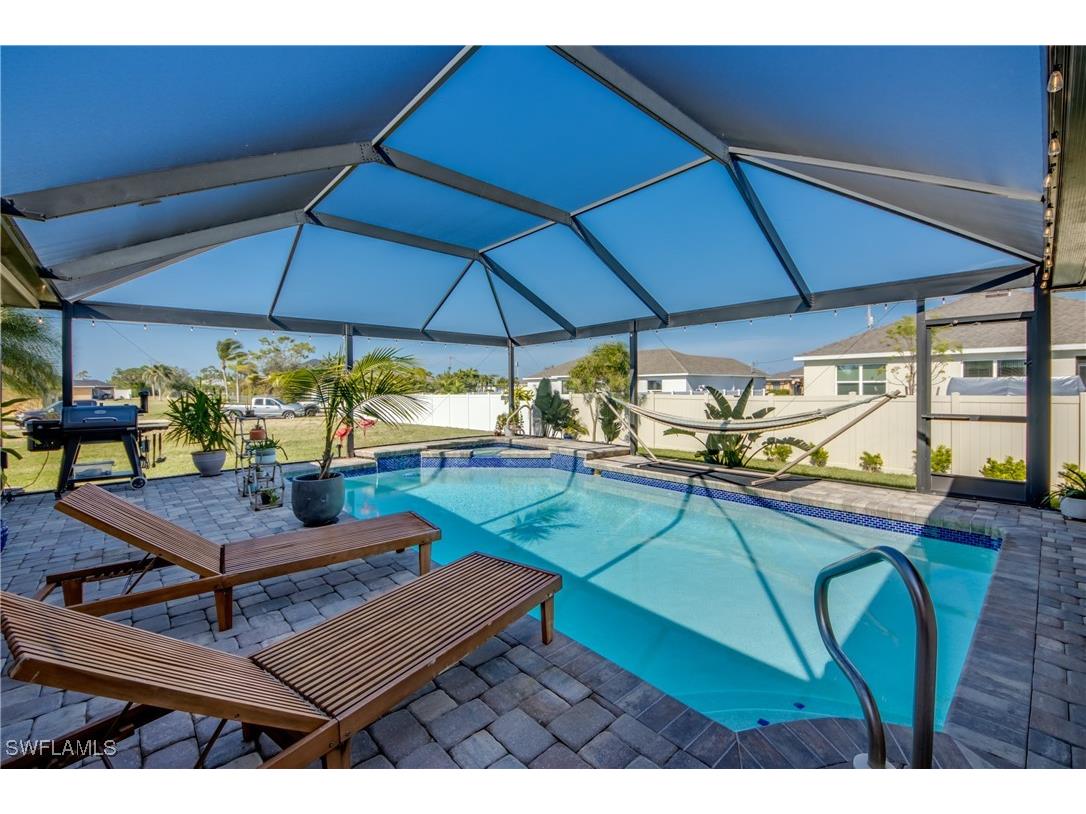 2535 NW 6th Terrace Cape Coral FL 33993 224103885 image1