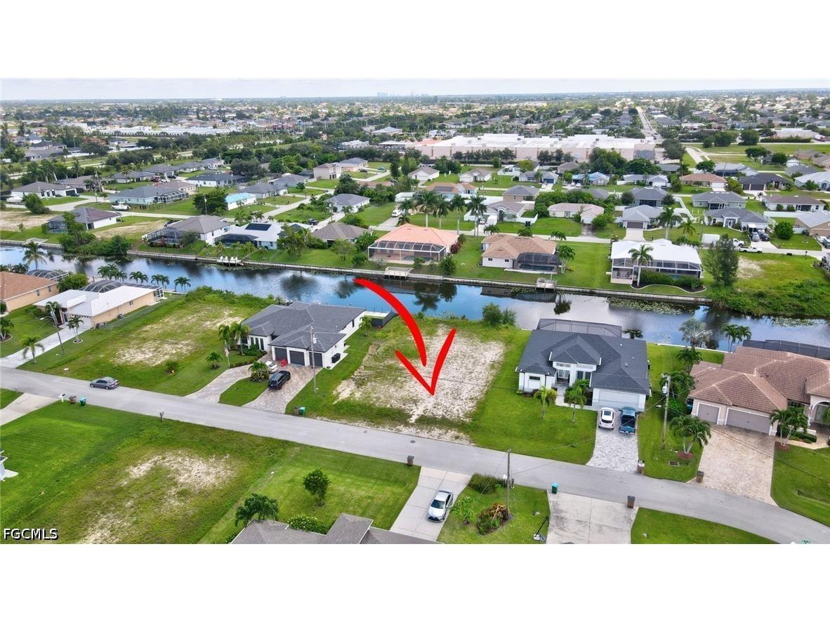 2535 SW 11th Avenue Cape Coral FL 33914 2026026635 image1