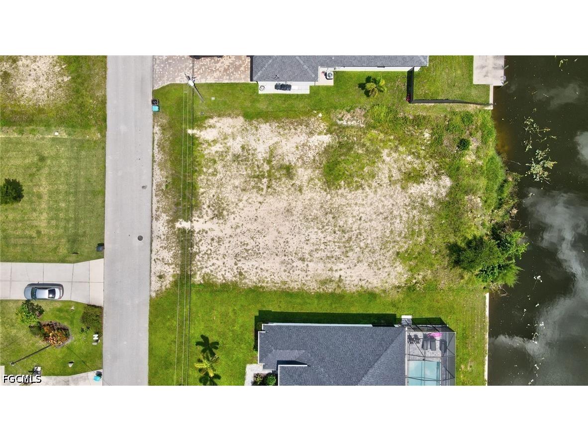 2535 SW 11th Avenue Cape Coral FL 33914 2026026635 image6
