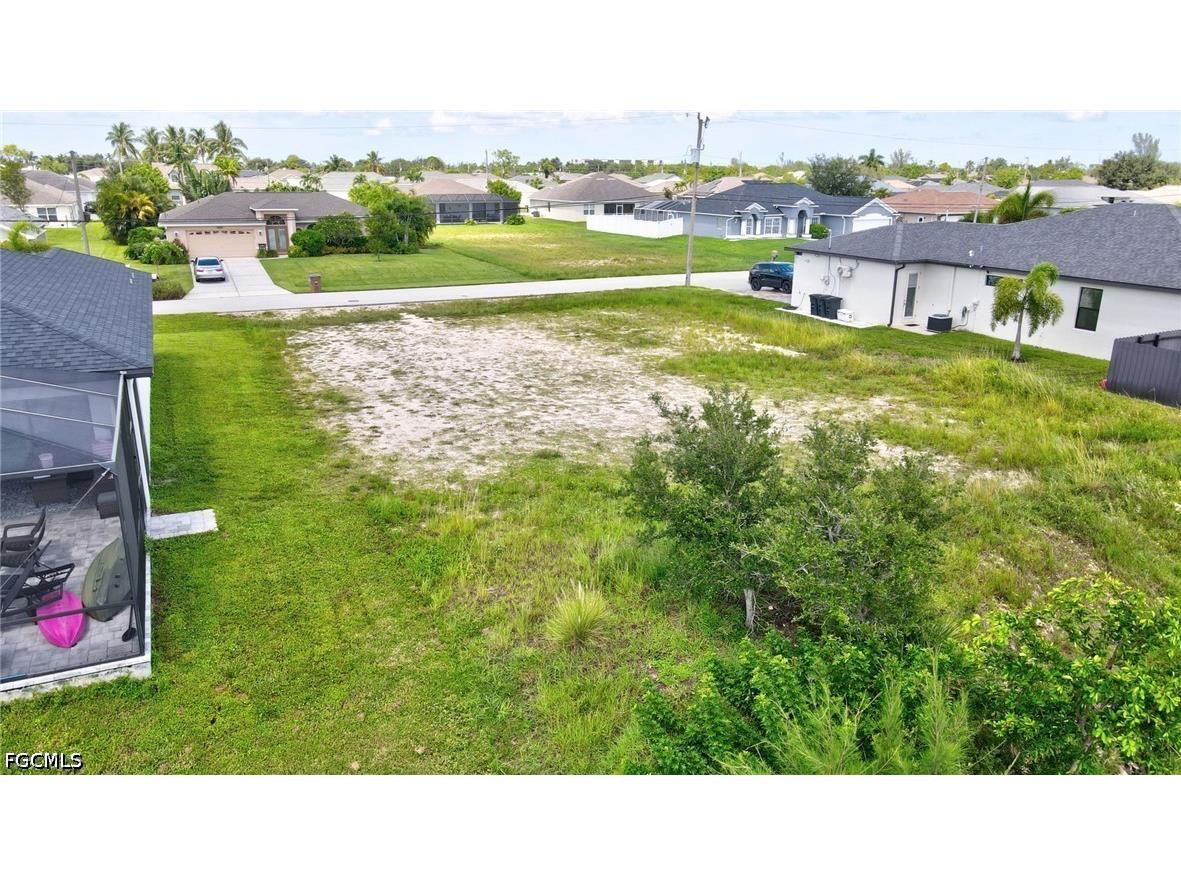 2535 SW 11th Avenue Cape Coral FL 33914 2026026635 image7