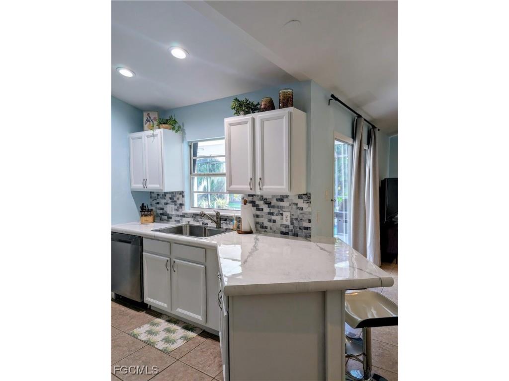 2535 SW 28th Place Cape Coral FL 33914 225062103 image16