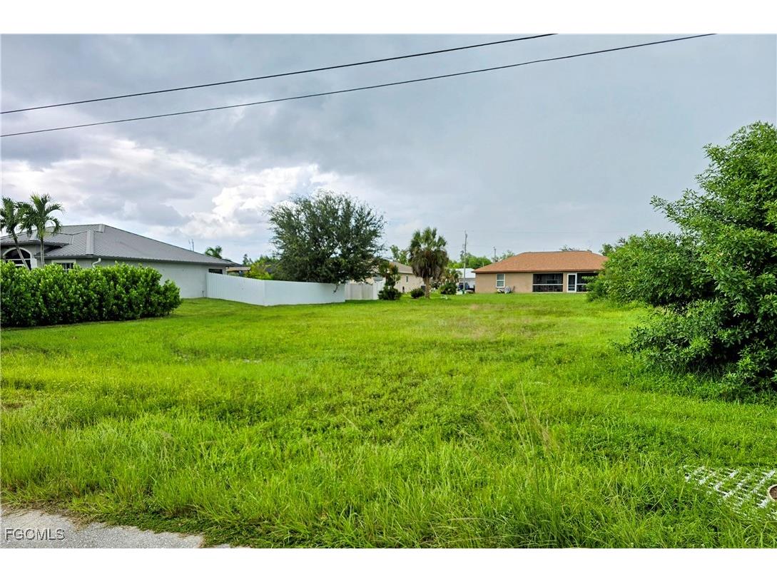 2535 SW 30th Street Cape Coral FL 33914 2025010167 image1