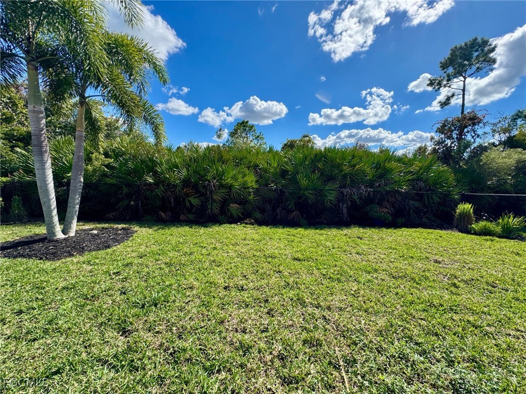 2536 Laurentina Lane Cape Coral FL 33909 2025015674 image16