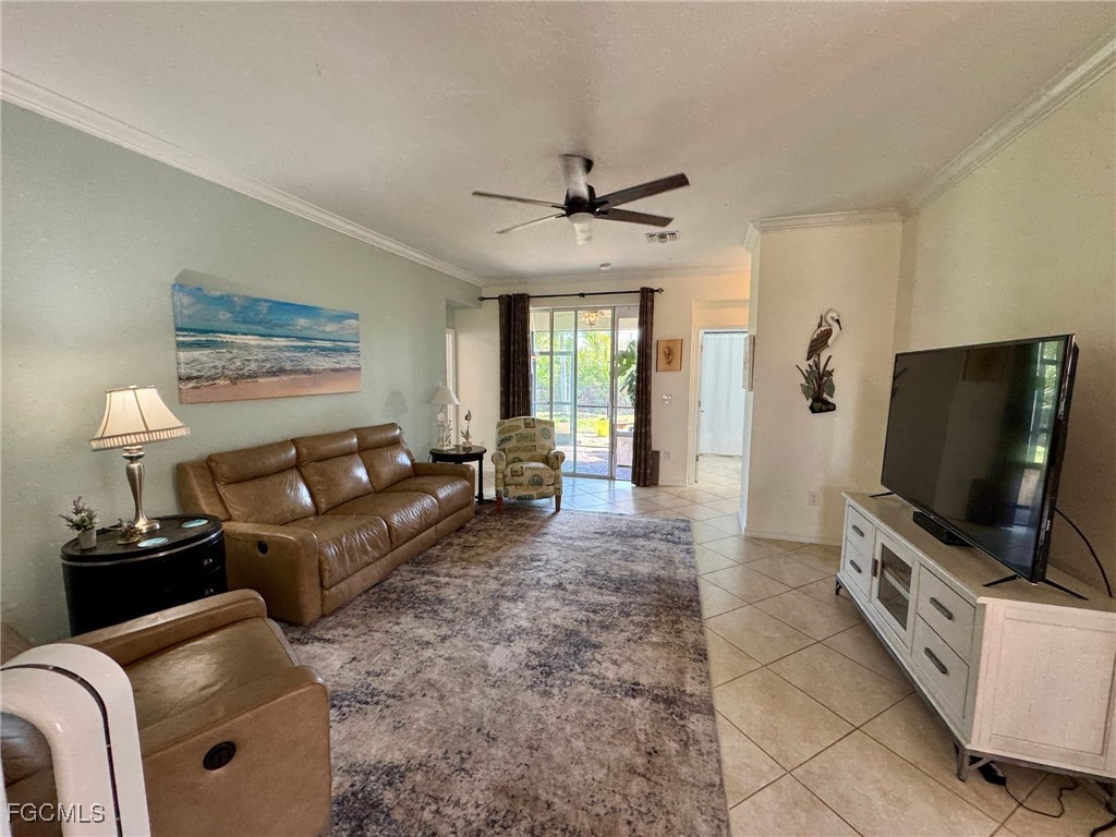 2536 Laurentina Lane Cape Coral FL 33909 2025015674 image2