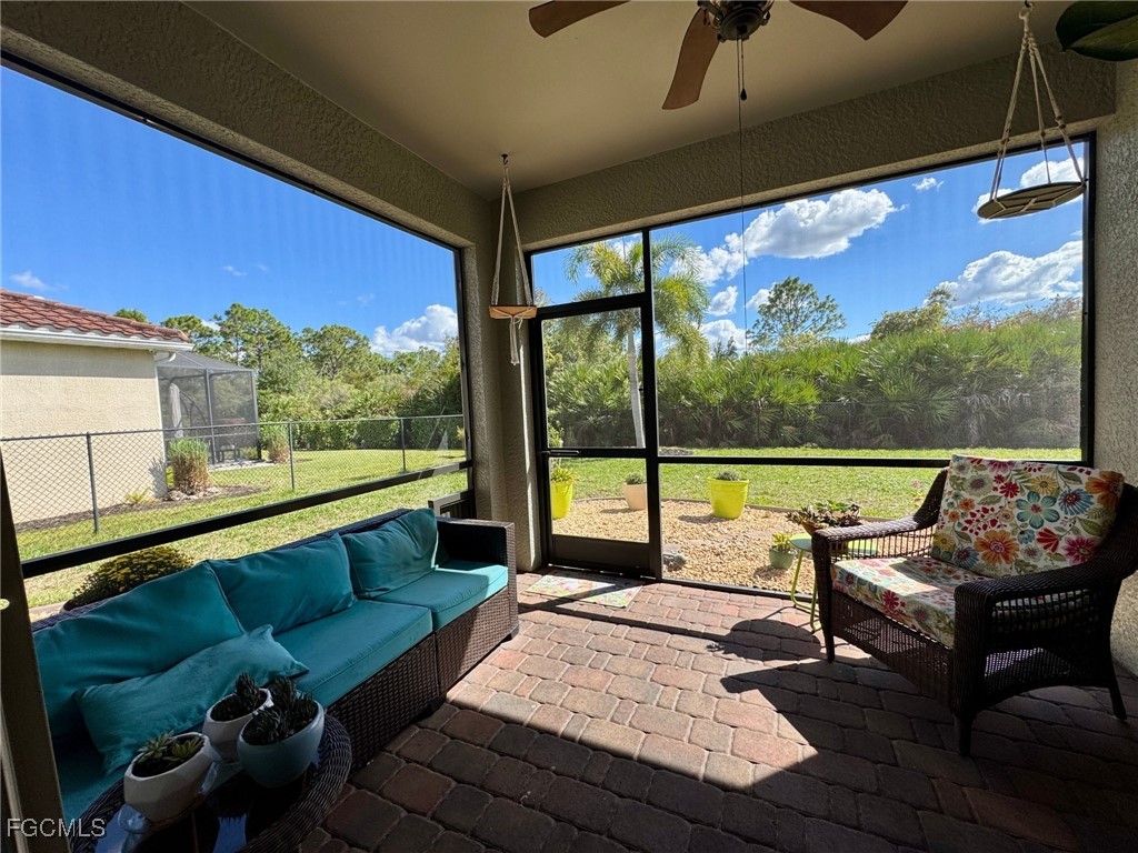 2536 Laurentina Lane Cape Coral FL 33909 2025015674 image22