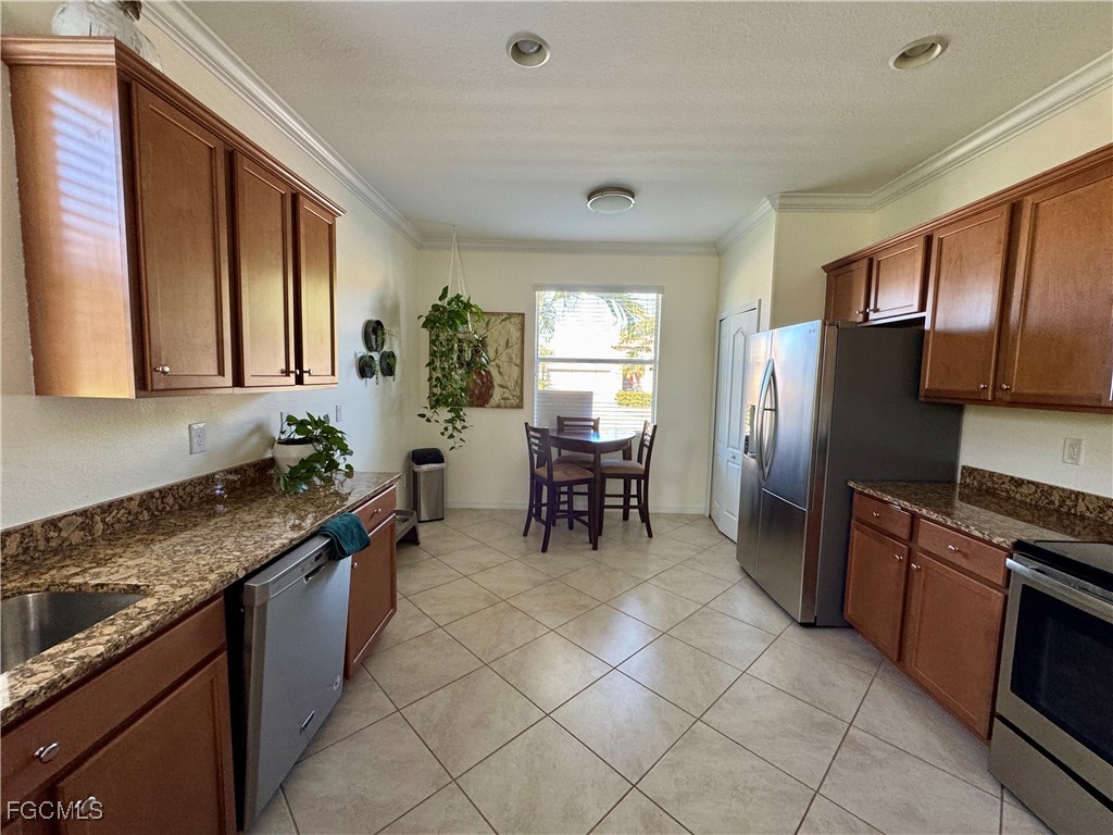 2536 Laurentina Lane Cape Coral FL 33909 2025015674 image3