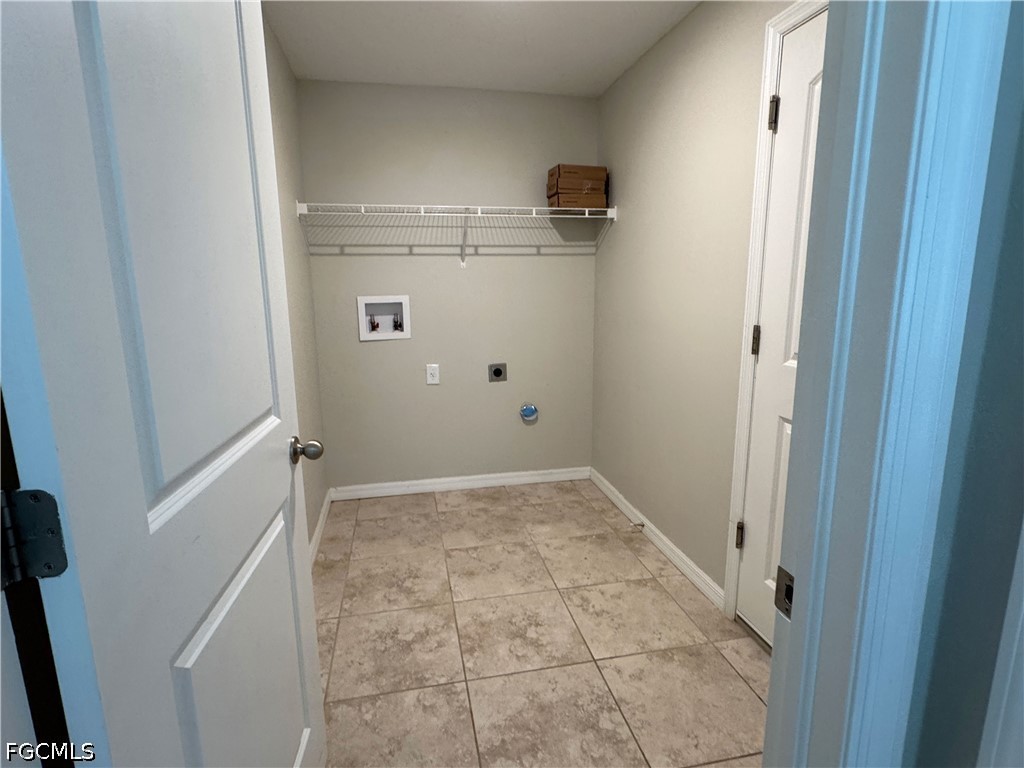 2536 NW 18th Place Cape Coral FL 33993 2026022226 image10