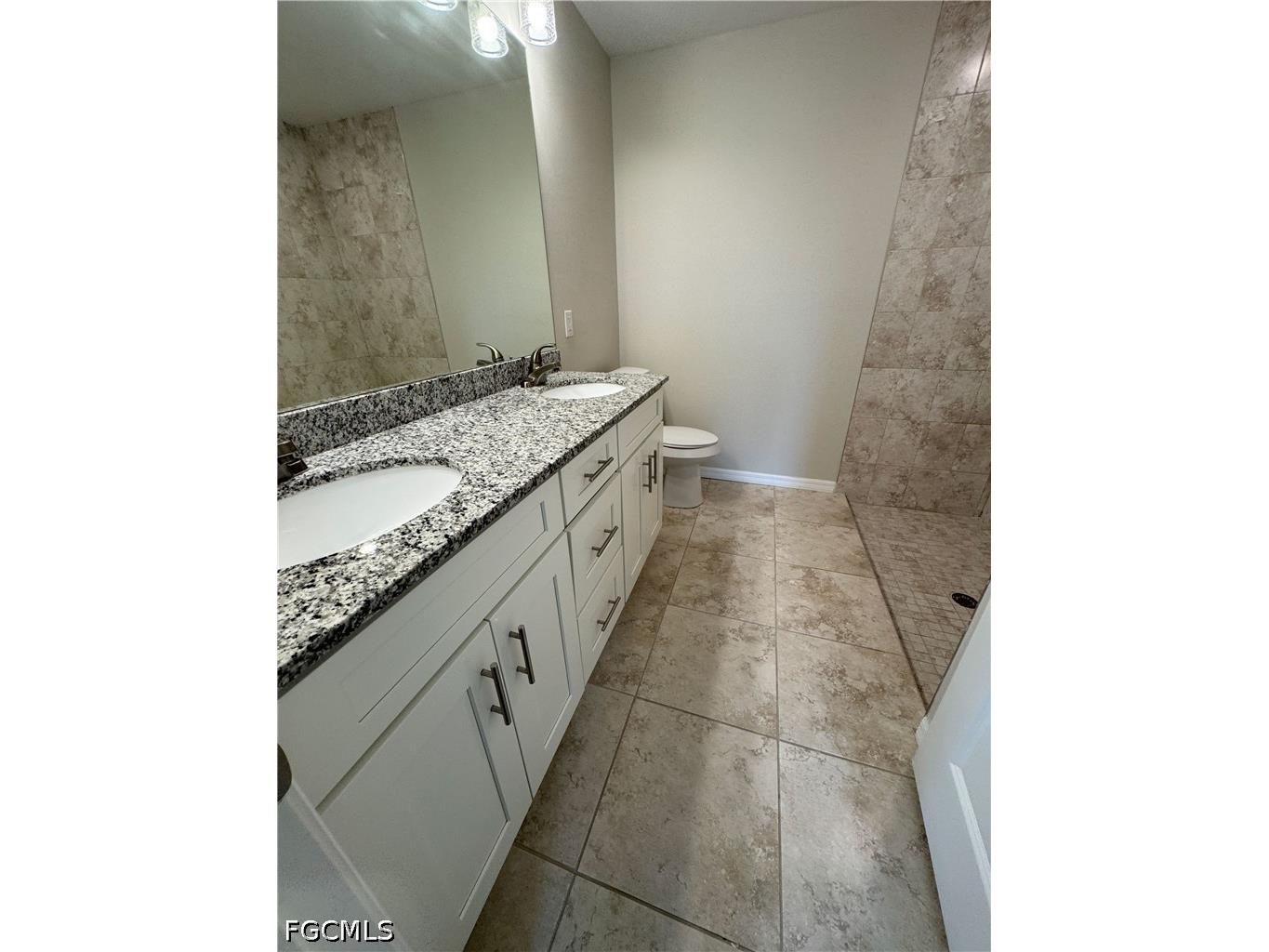 2536 NW 18th Place Cape Coral FL 33993 2026022226 image16