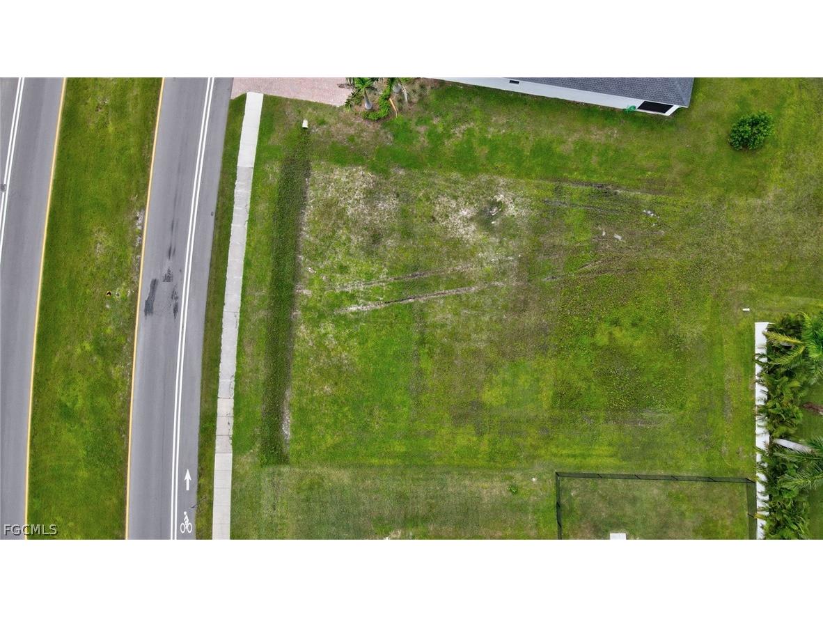 2536 Surfside Boulevard Cape Coral FL 33914 2026009075 image11