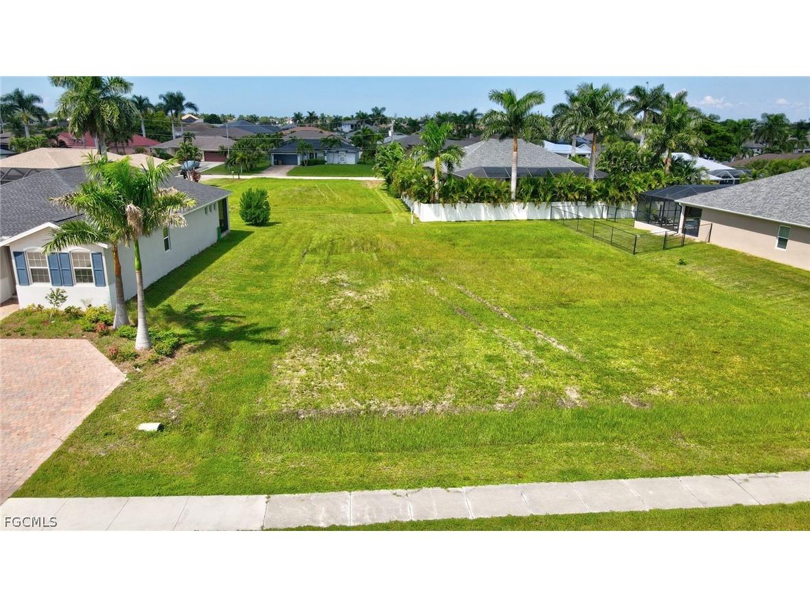 2536 Surfside Boulevard Cape Coral FL 33914 2026009075 image16