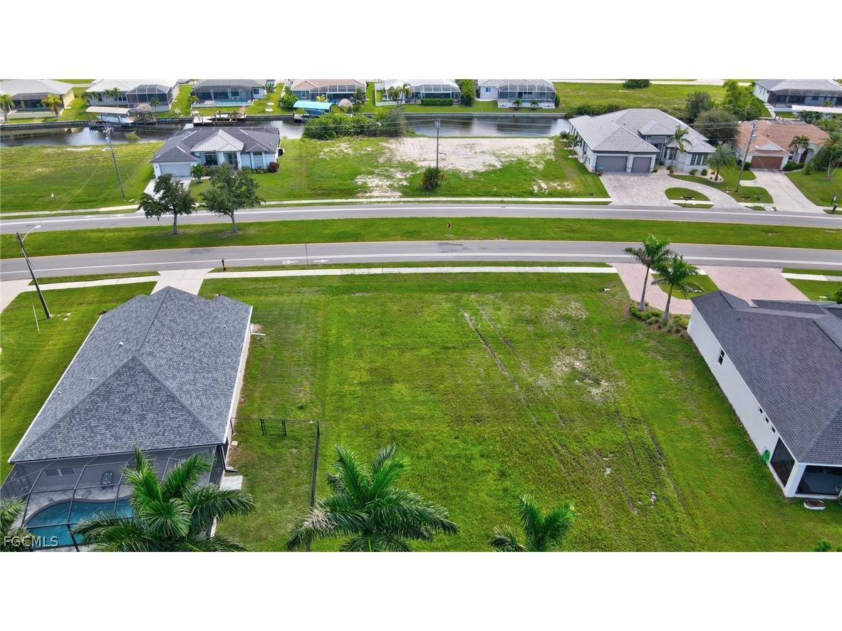 2536 Surfside Boulevard Cape Coral FL 33914 2026009075 image21