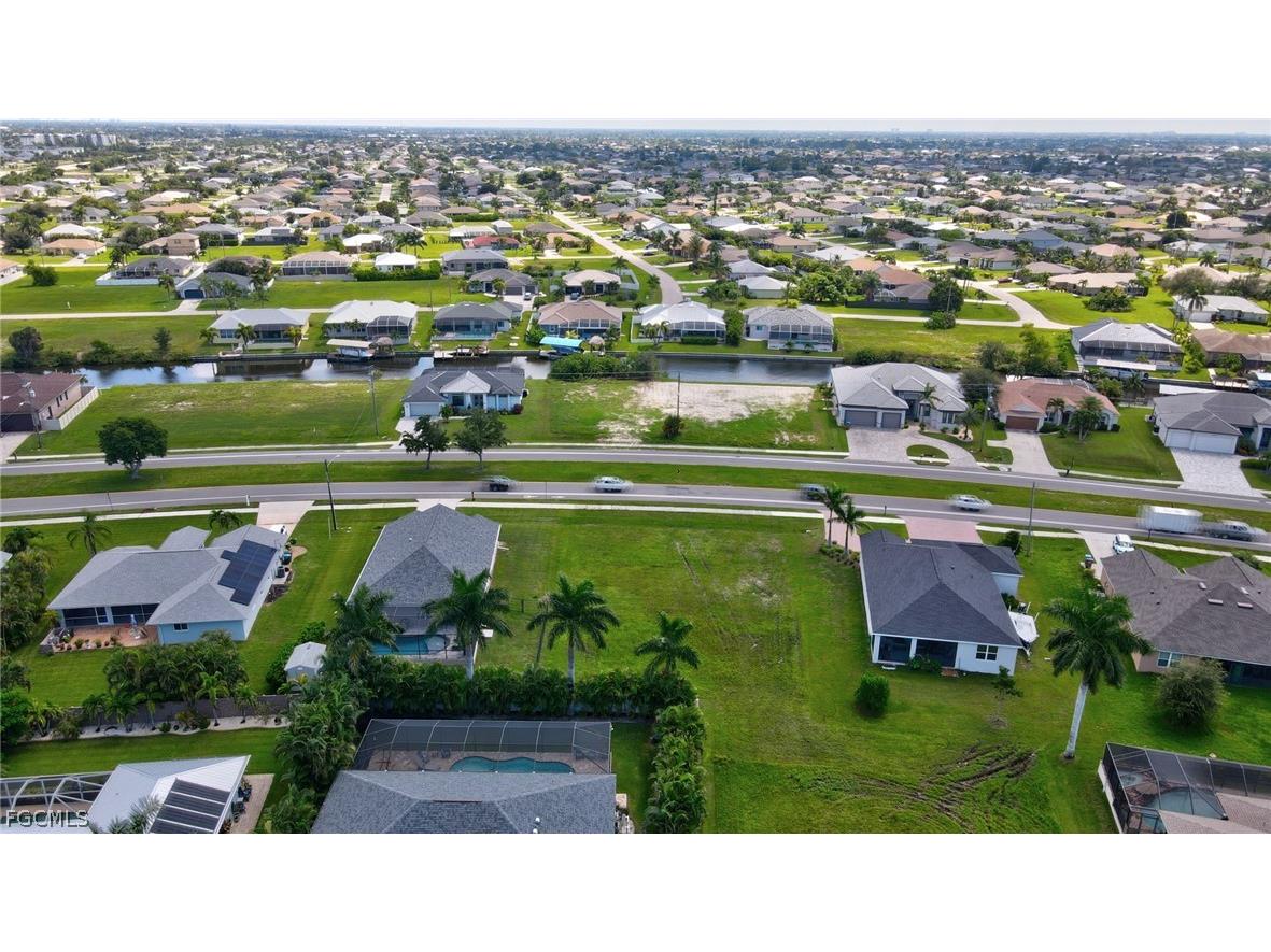 2536 Surfside Boulevard Cape Coral FL 33914 2026009075 image9