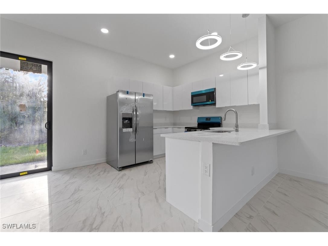 2537 NE 19th Place Cape Coral FL 33909 225060334 image9