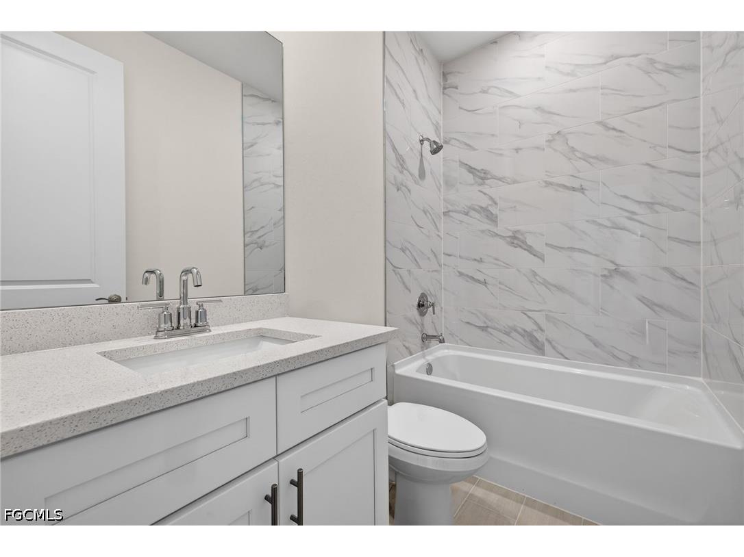 2537 SW 11th Place Cape Coral FL 33914 2026019353 image17