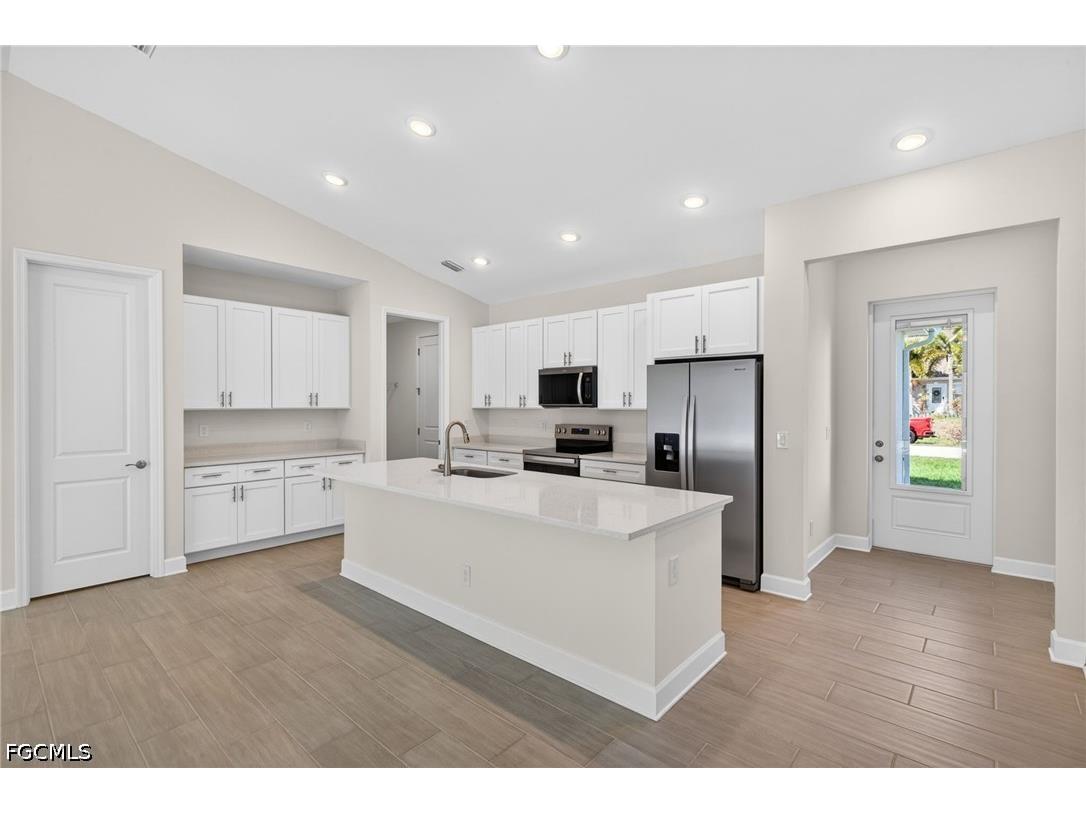 2537 SW 11th Place Cape Coral FL 33914 2026019353 image23