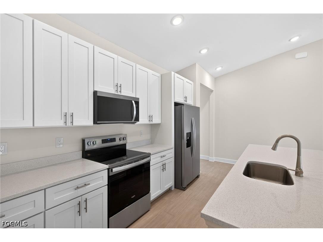 2537 SW 11th Place Cape Coral FL 33914 2026019353 image3