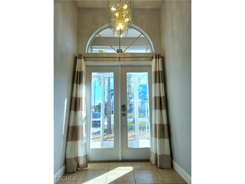 2537 SW 29th Terrace Cape Coral FL 33914 2026006067 image3