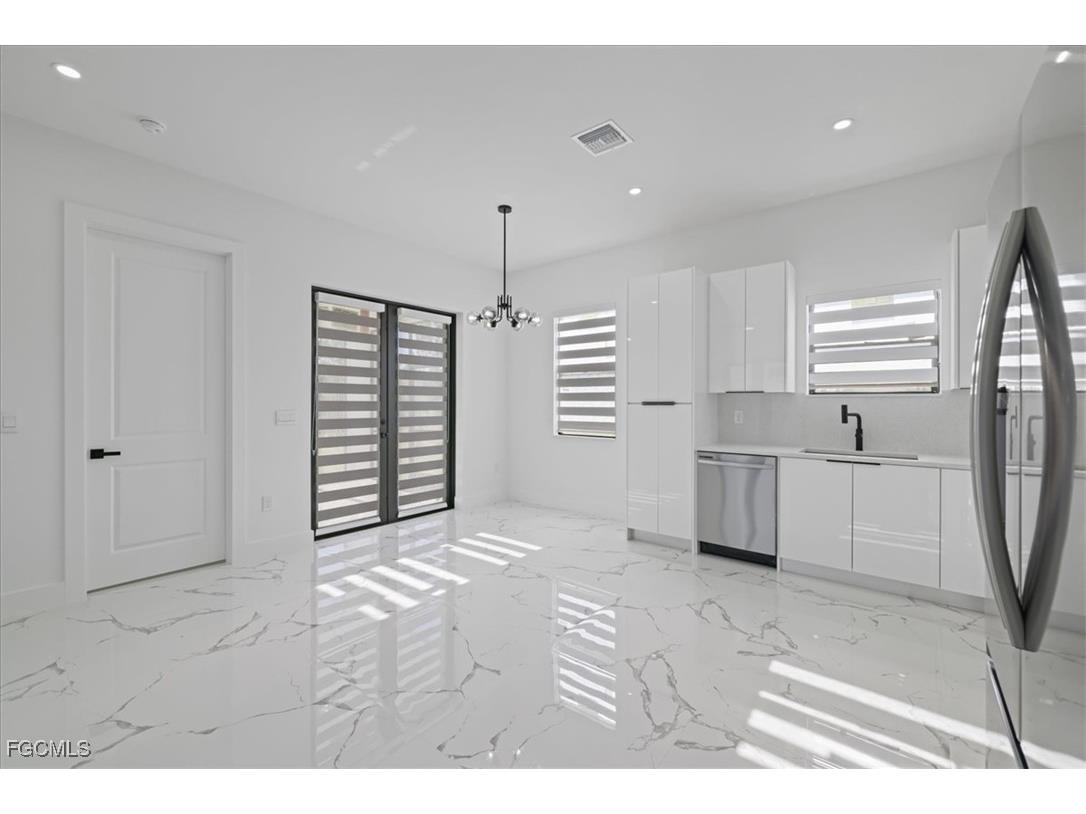 2537 Sunniland Boulevard Lehigh Acres FL 33971 2025020495 image10