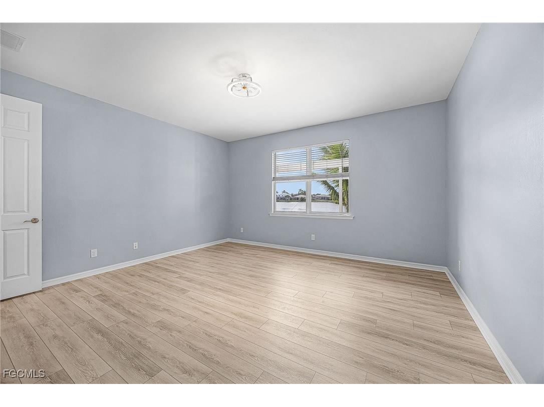 2538 Ashbury Circle Cape Coral FL 33991 2025025511 image38