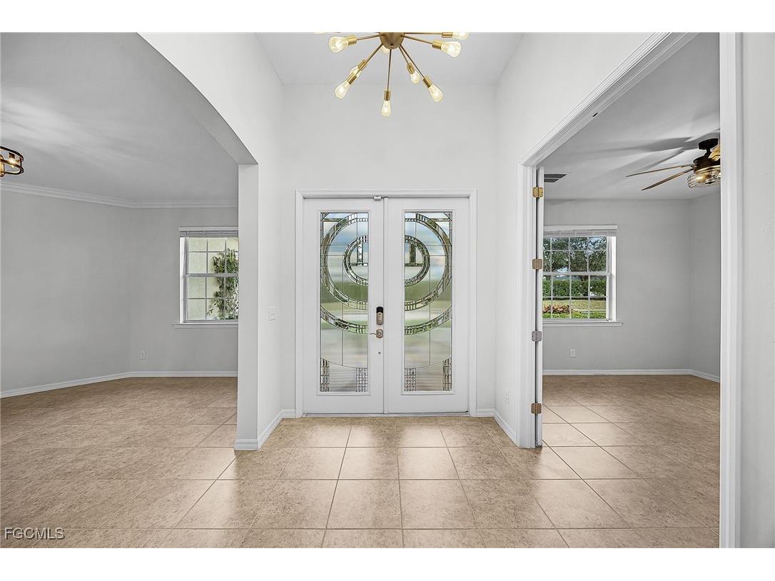 2538 Ashbury Circle Cape Coral FL 33991 2025025511 image5