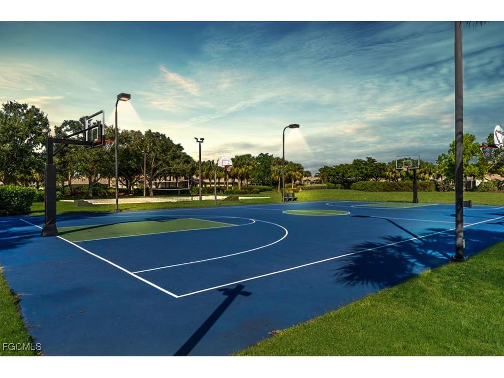 2538 Blackburn Circle Cape Coral FL 33991 2026002788 image41