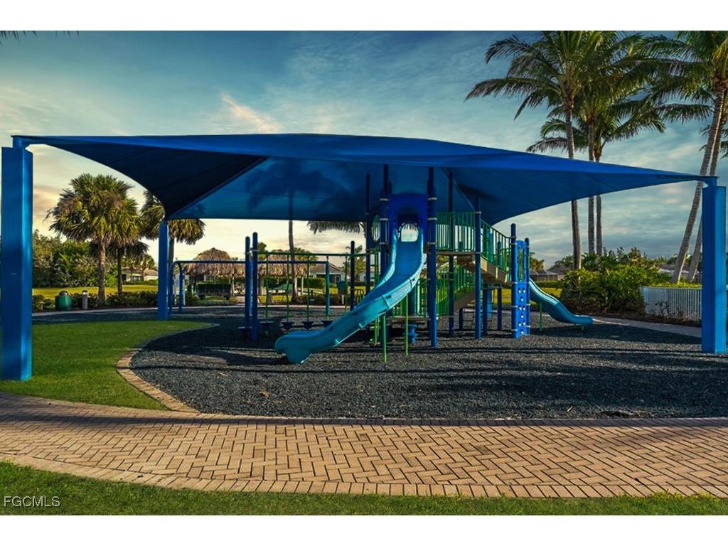 2538 Blackburn Circle Cape Coral FL 33991 2026002788 image42